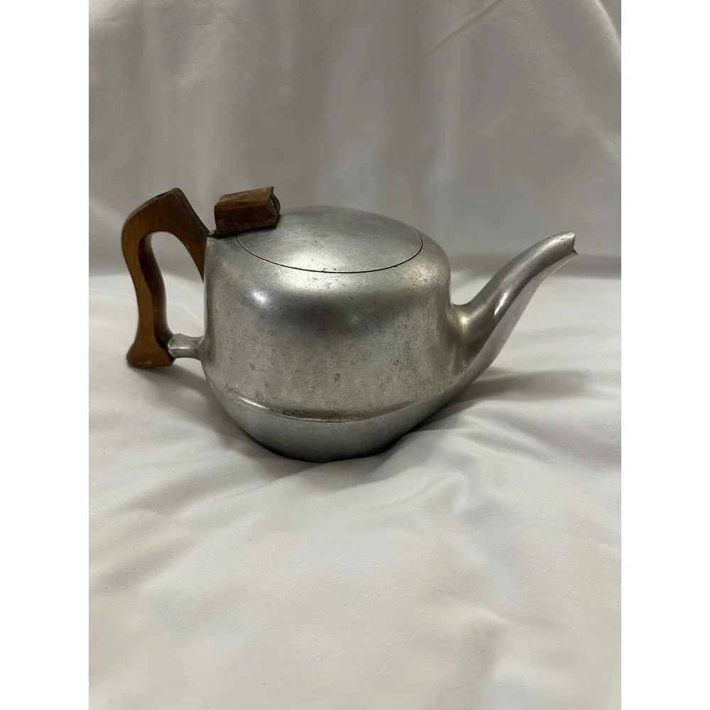 Vintage Picqout Ware Teapot Stainless Wood Handle Mid‎ Century